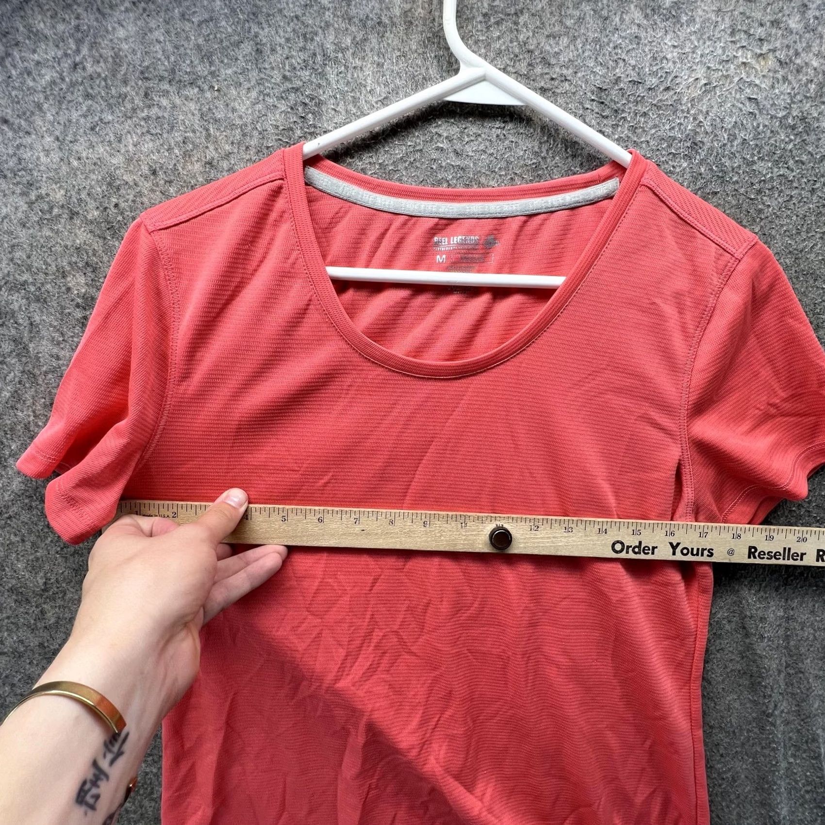 Vintage Reel Legends Shirt Womens Medium Pink Freeline Scoop Neck Performance Top Size M / US 6-8 / IT 42-44 - 4 Thumbnail