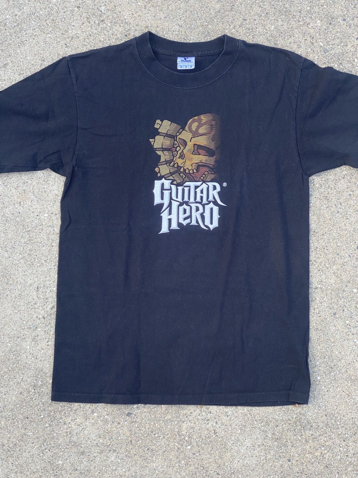 Vintage Vintage Y2K Guitar Hero T-shirt Size US M / EU 48-50 / 2 - 1 Thumbnail