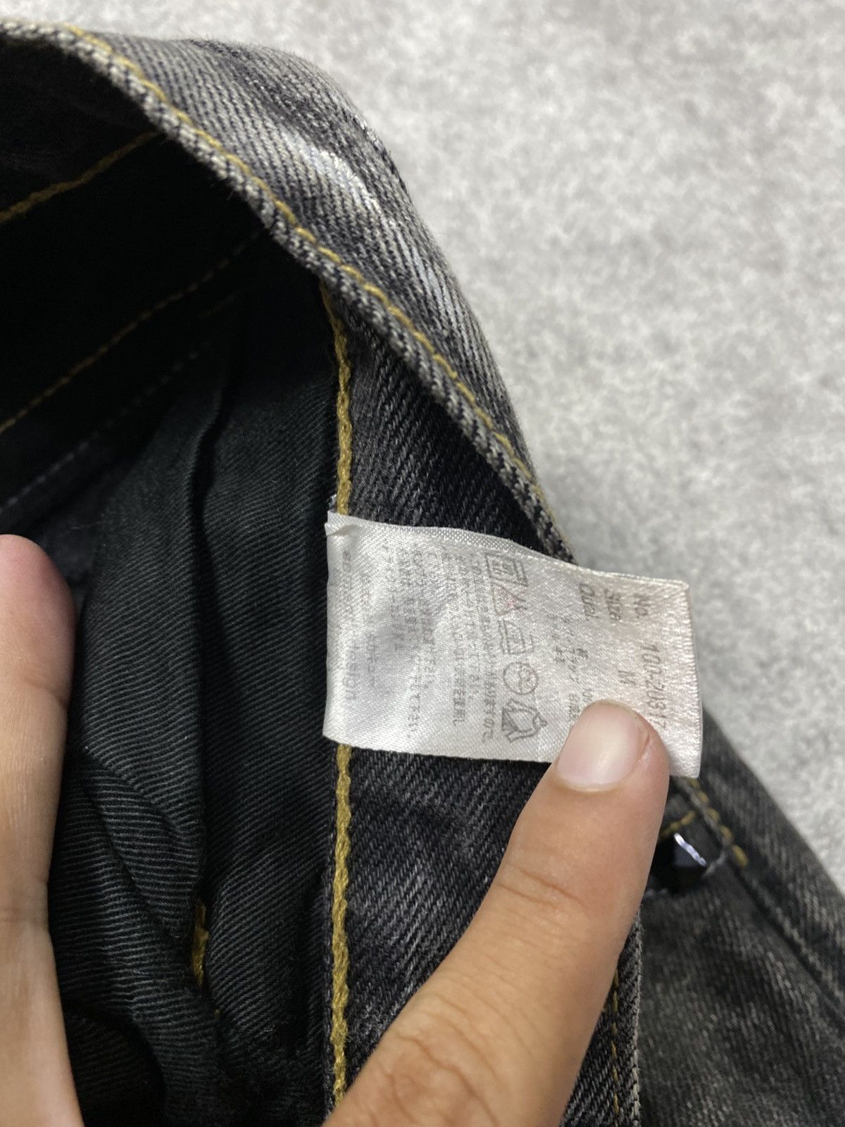semanticdesign 2000s Semantic design raw distressed wash flare jean Size US 30 / EU 46 - 9 Thumbnail