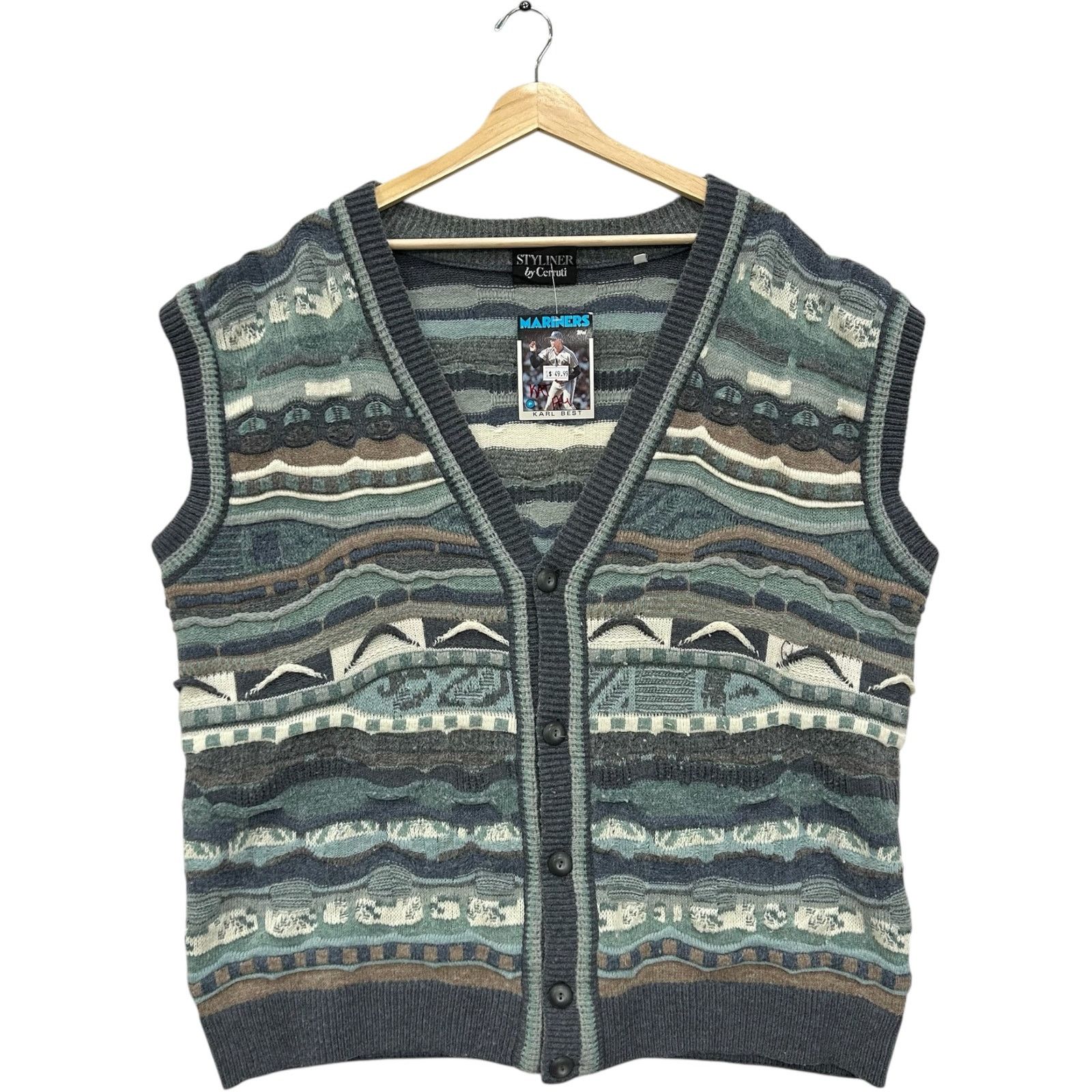 Vintage Vintage 3D Patterned Knit Button Down Sweater Vest XL Size US L / EU 52-54 / 3 - 1 Thumbnail