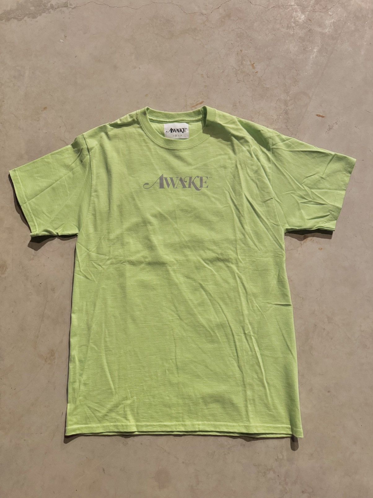 Awake NY Awake NY The World is Yours Tee Neon Green Size US M / EU 48-50 / 2 - 2 Thumbnail