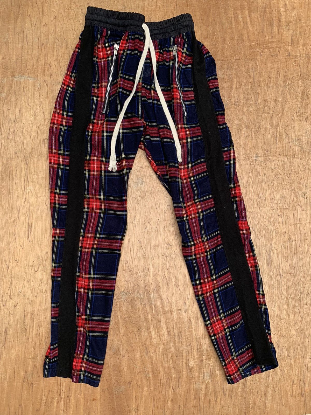 Japanese Brand CRAY TOKYO Red Tartan (riri Zipper) Jogger Pants Size US 32 / EU 48 - 13 Thumbnail
