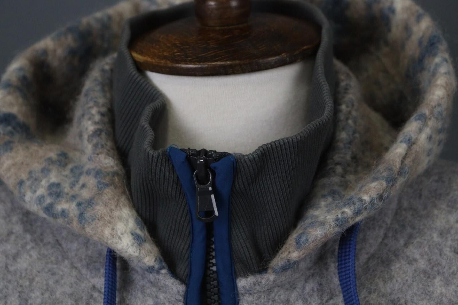 Designer E9 Planet Listen To The Nature Hooded Full Zip Fleece Jacket Size M / US 6-8 / IT 42-44 - 8 Thumbnail