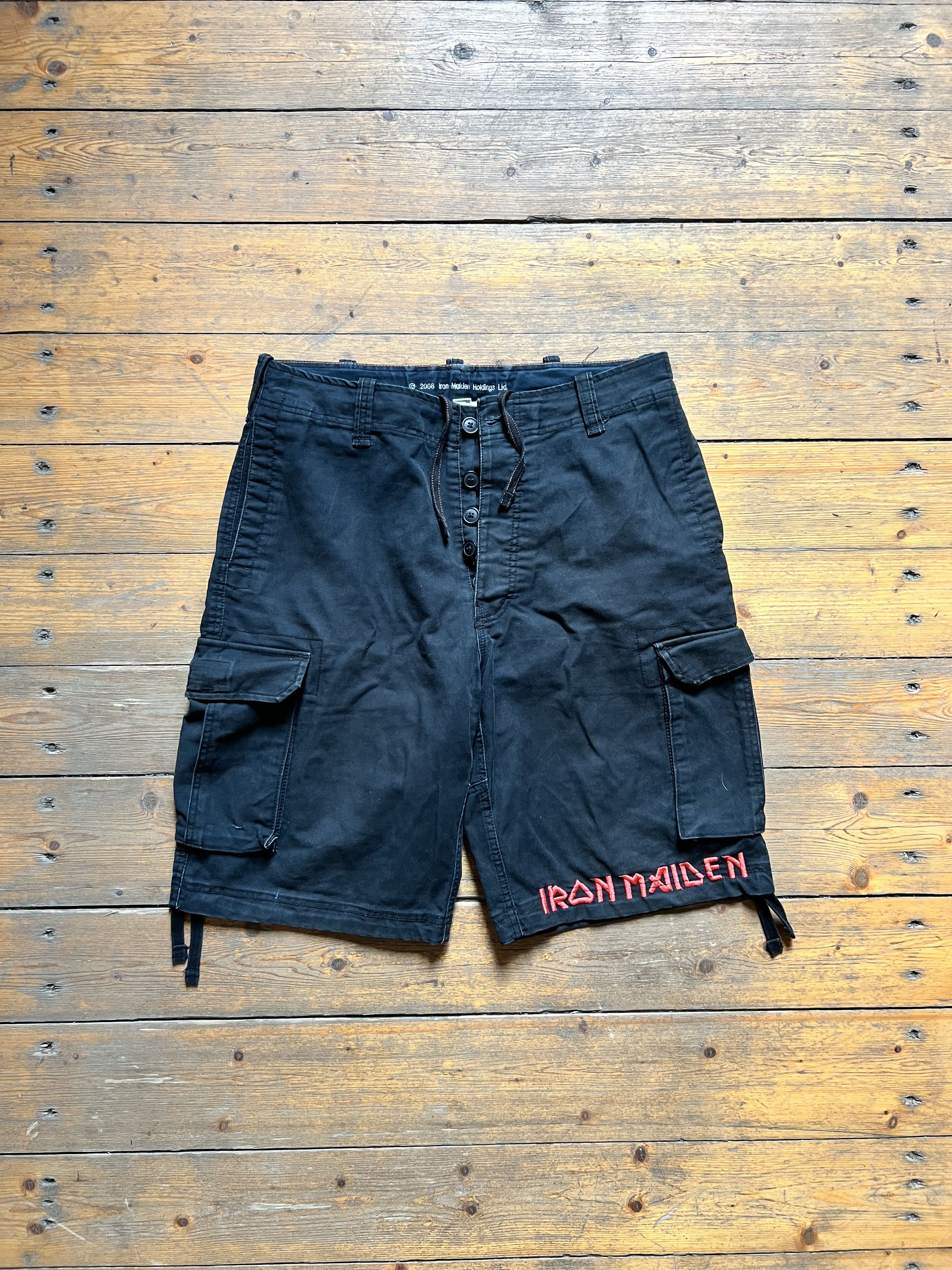 Band Tees Iron Maiden M16 Rifle Skull Heavy Rare Shorts 2008 SurPlus Size US 32 / EU 48 - 2 Thumbnail