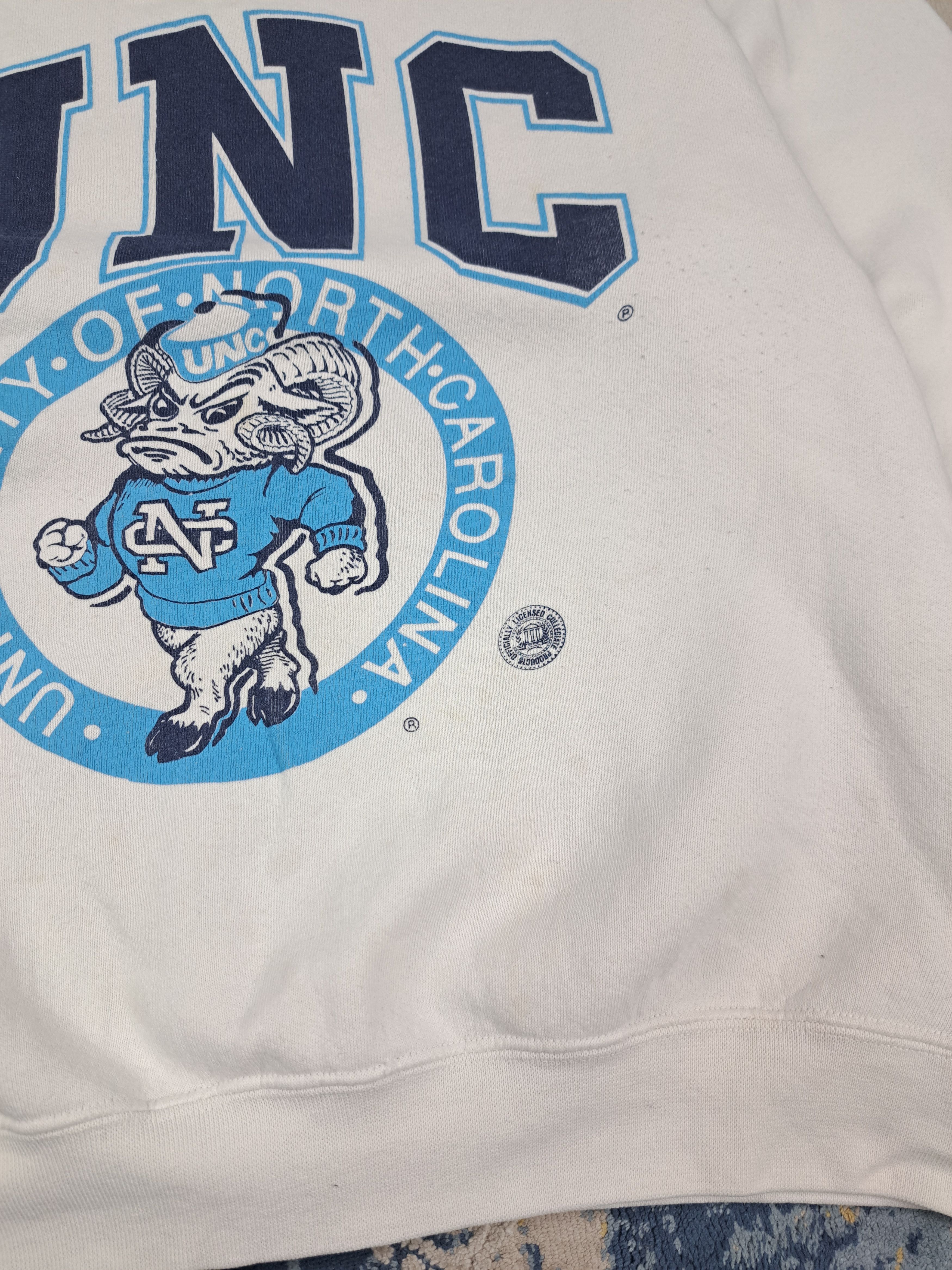 Vintage Vintage 90s UNC College Sweatshirt North Carolina Basketball Size US L / EU 52-54 / 3 - 5 Thumbnail