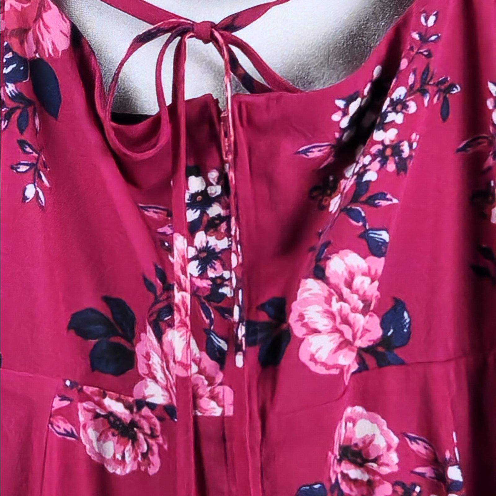 Torrid Plus Size 26 Red Floral Skater Dress Lace-Up Back