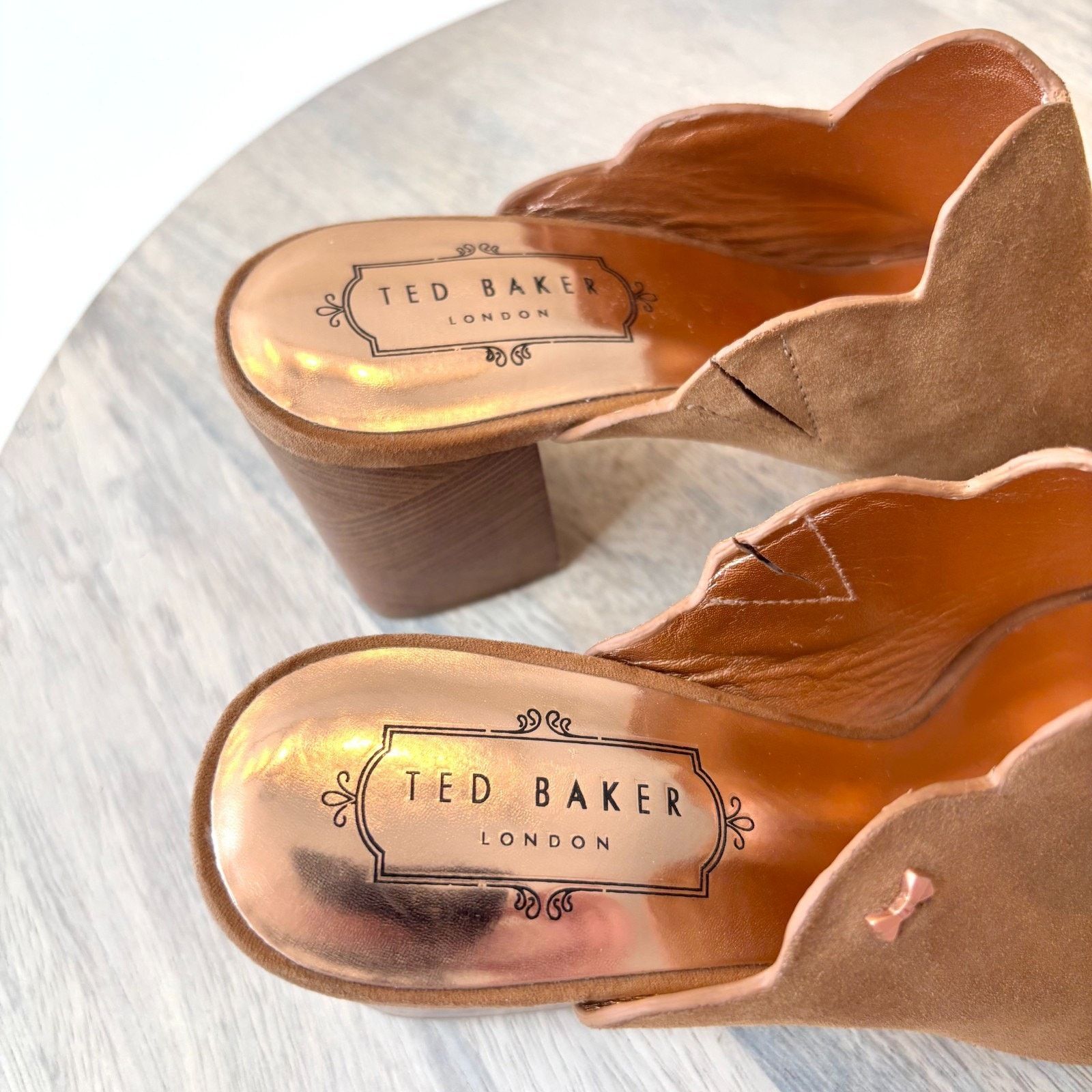 Ted Baker Ted Baker London Suede Heels Women's EU 38 US 7 Brown Block Size US 7 / IT 37 - 8 Thumbnail