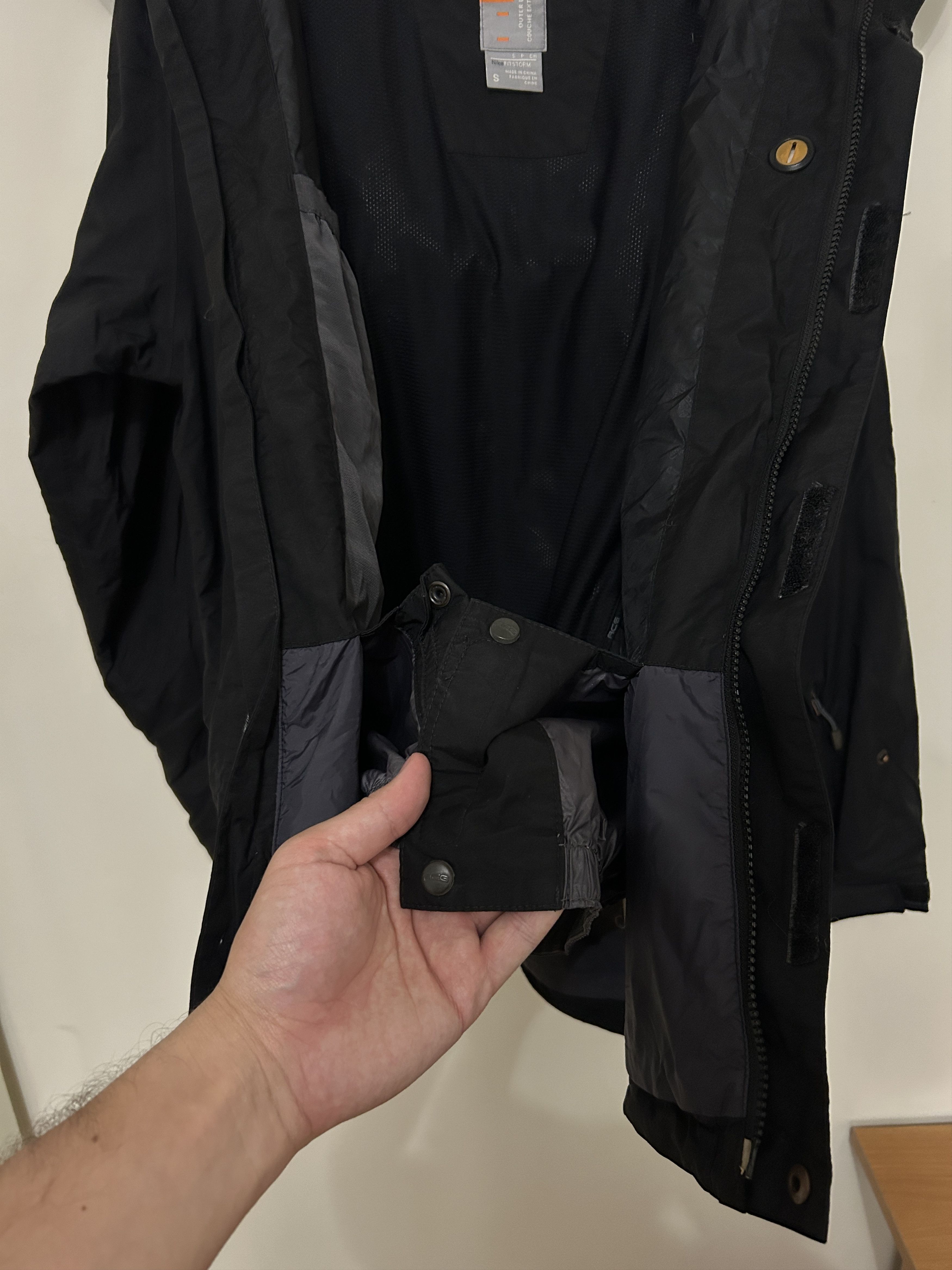 Nike ACG Nike ACG Fit Storm outdoor jacket size S Size US S / EU 44-46 / 1 - 11 Thumbnail