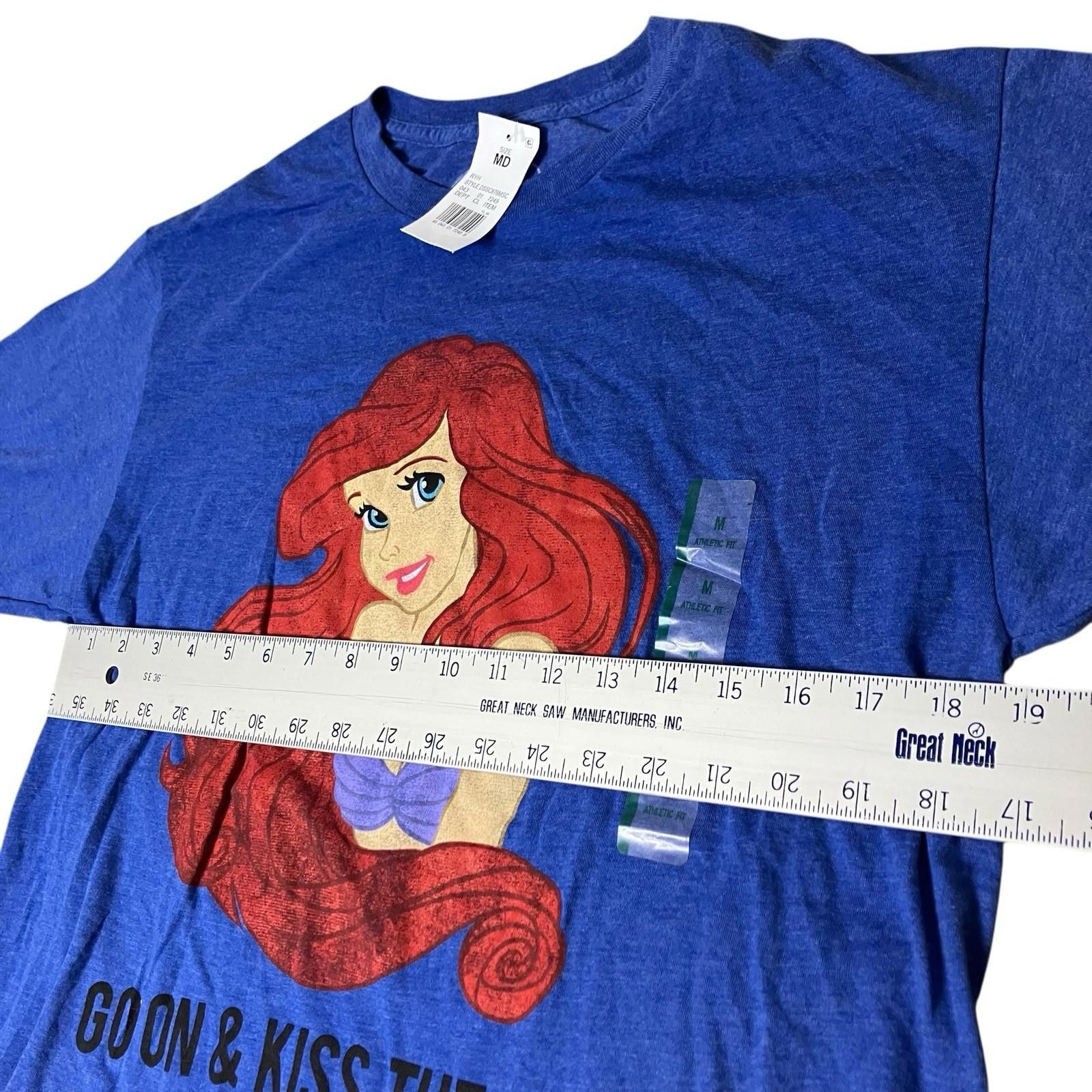 Disney Disney TShirt Mens M Blue Little Mermaid Kiss The Girl Ariel Size US M / EU 48-50 / 2 - 5 Thumbnail