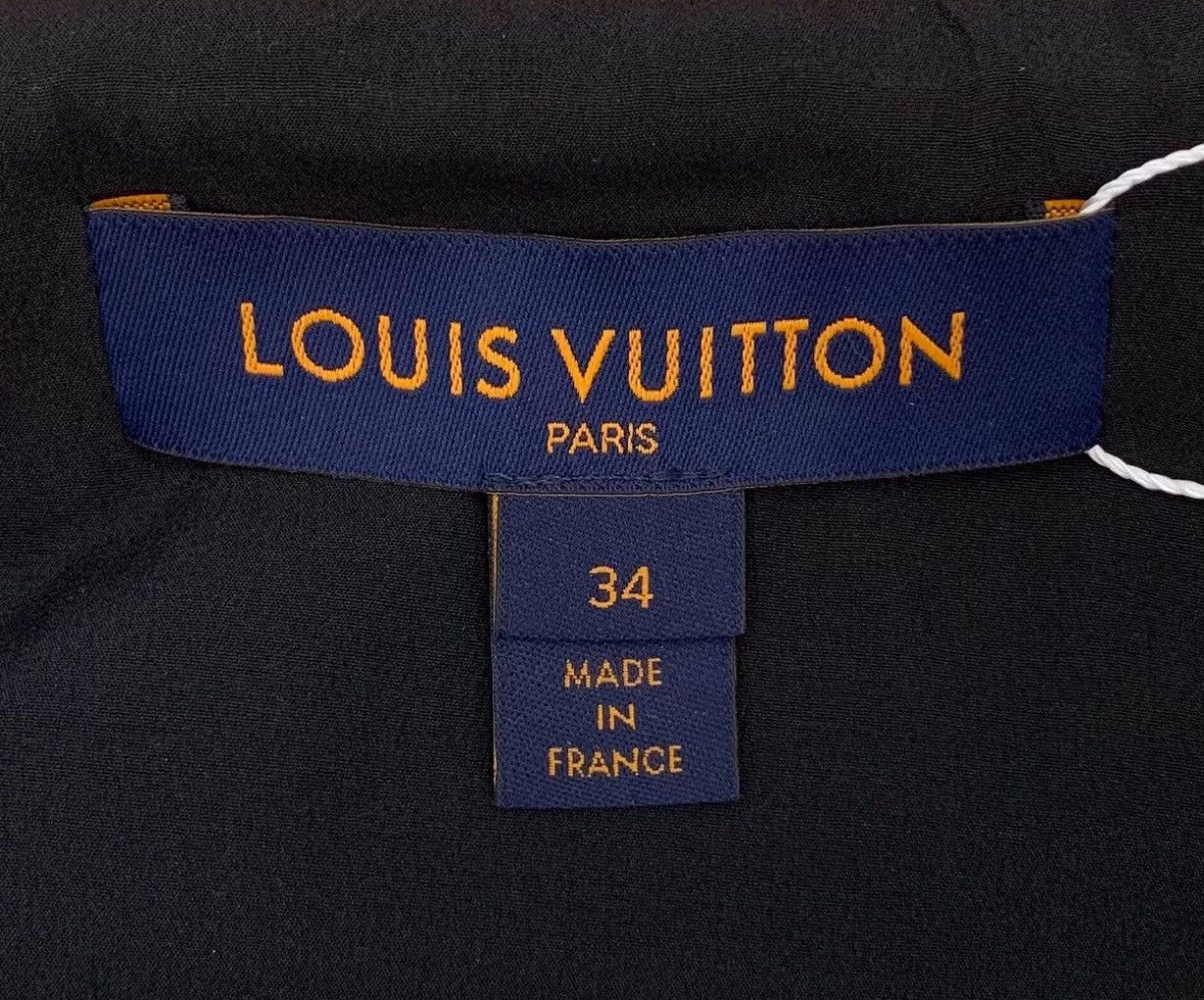 Louis Vuitton Louis Vuitton Lv Black Logo Printed Jacket Zipper Coat Size US XXS / EU 40 - 5 Thumbnail