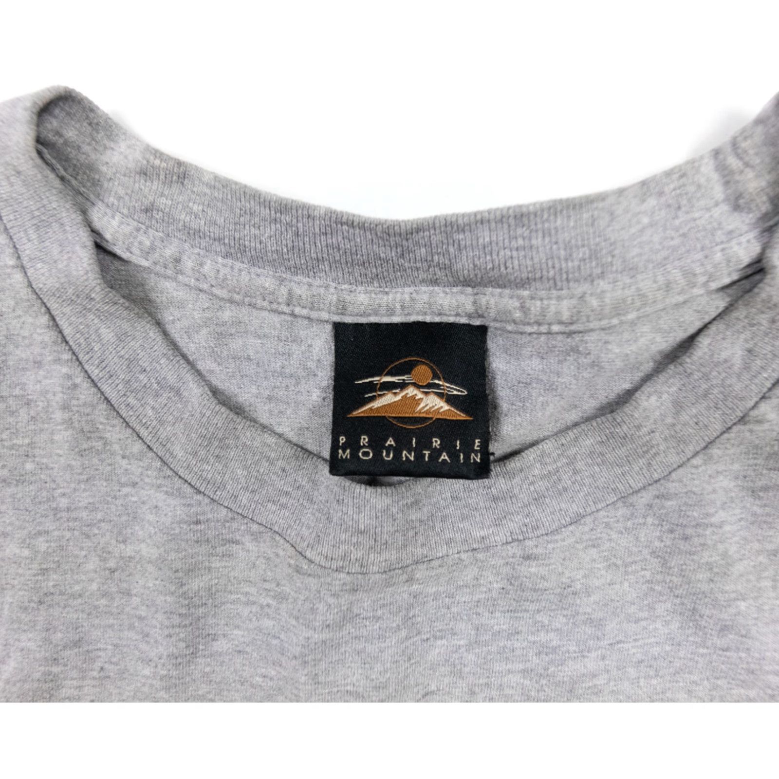 Vintage VINTAGE Prairie Mountain T-Shirt Adult XL Gray Wolves 90s Short Sleeve Crew Neck Mens Ballparking: nature, animal, 1990s Size US XL / EU 56 / 4 - 5 Thumbnail