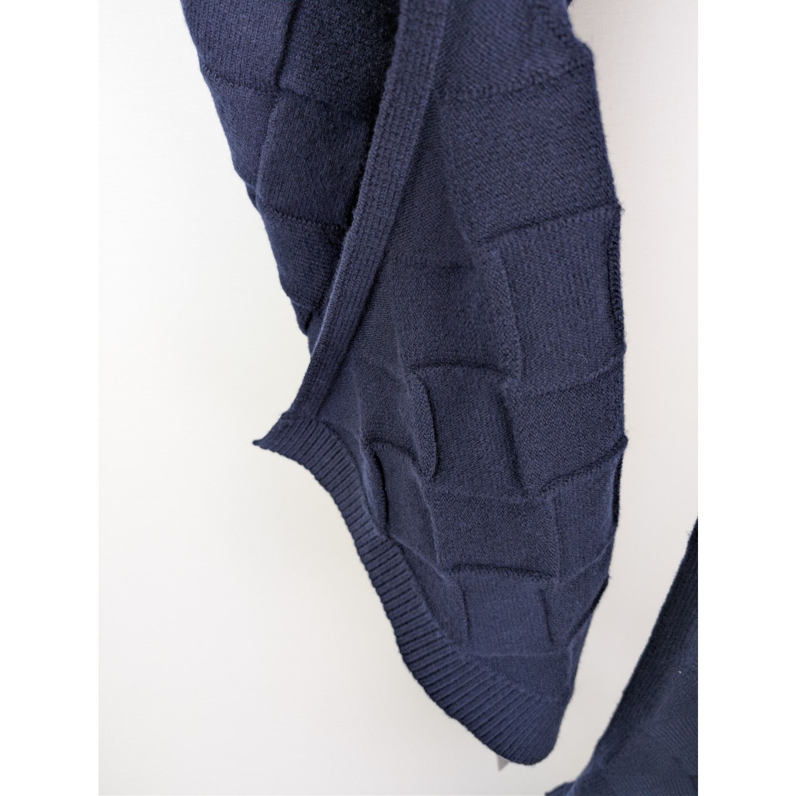 Bottega Veneta o1rshd1 Size: OS / MW Wool Interccio 3D Scarf in Navy Size ONE SIZE - 8 Thumbnail