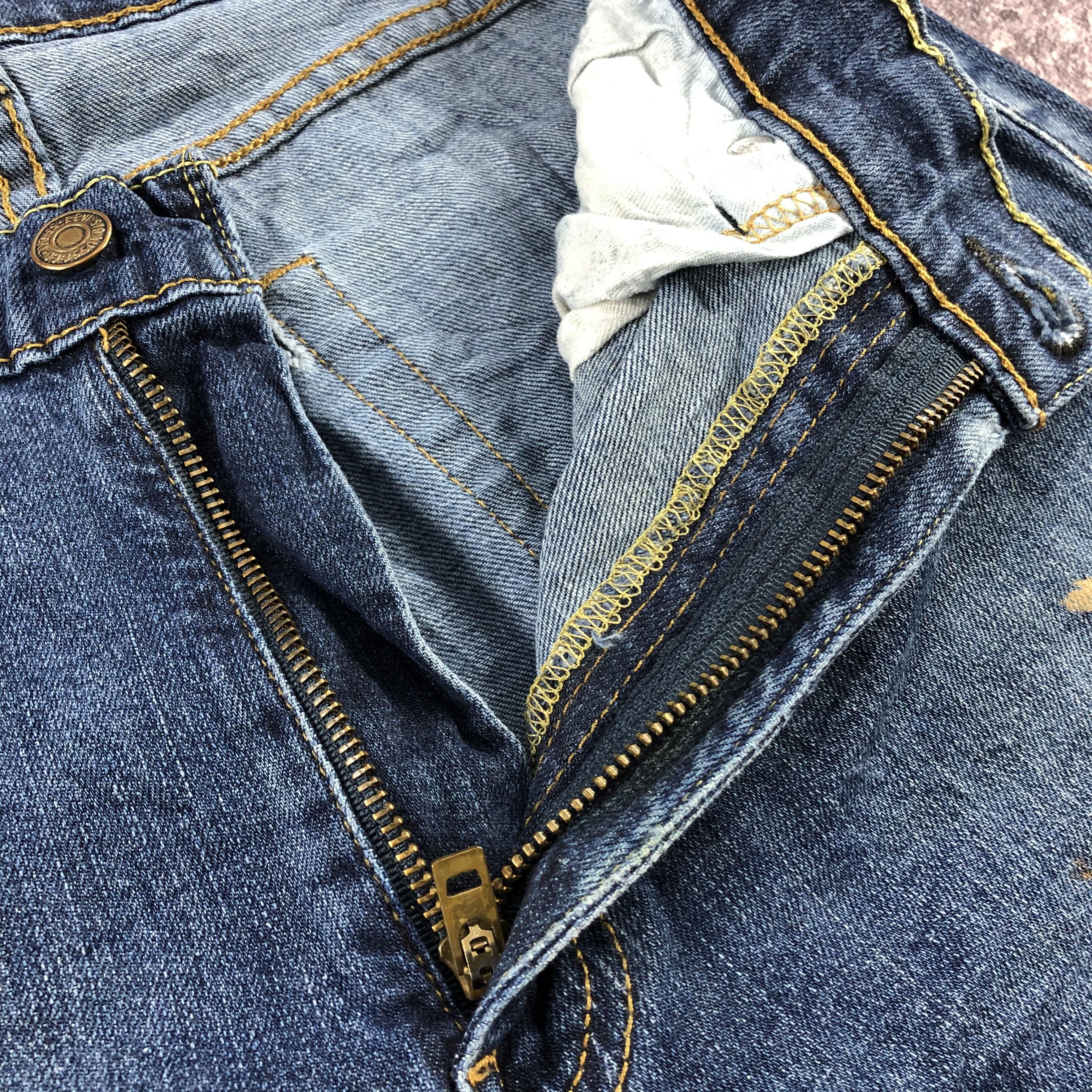 Levi's × Vintage Vintage Blue Wash Levis 505 Jeans-JM3068 Size US 29 - 9 Thumbnail