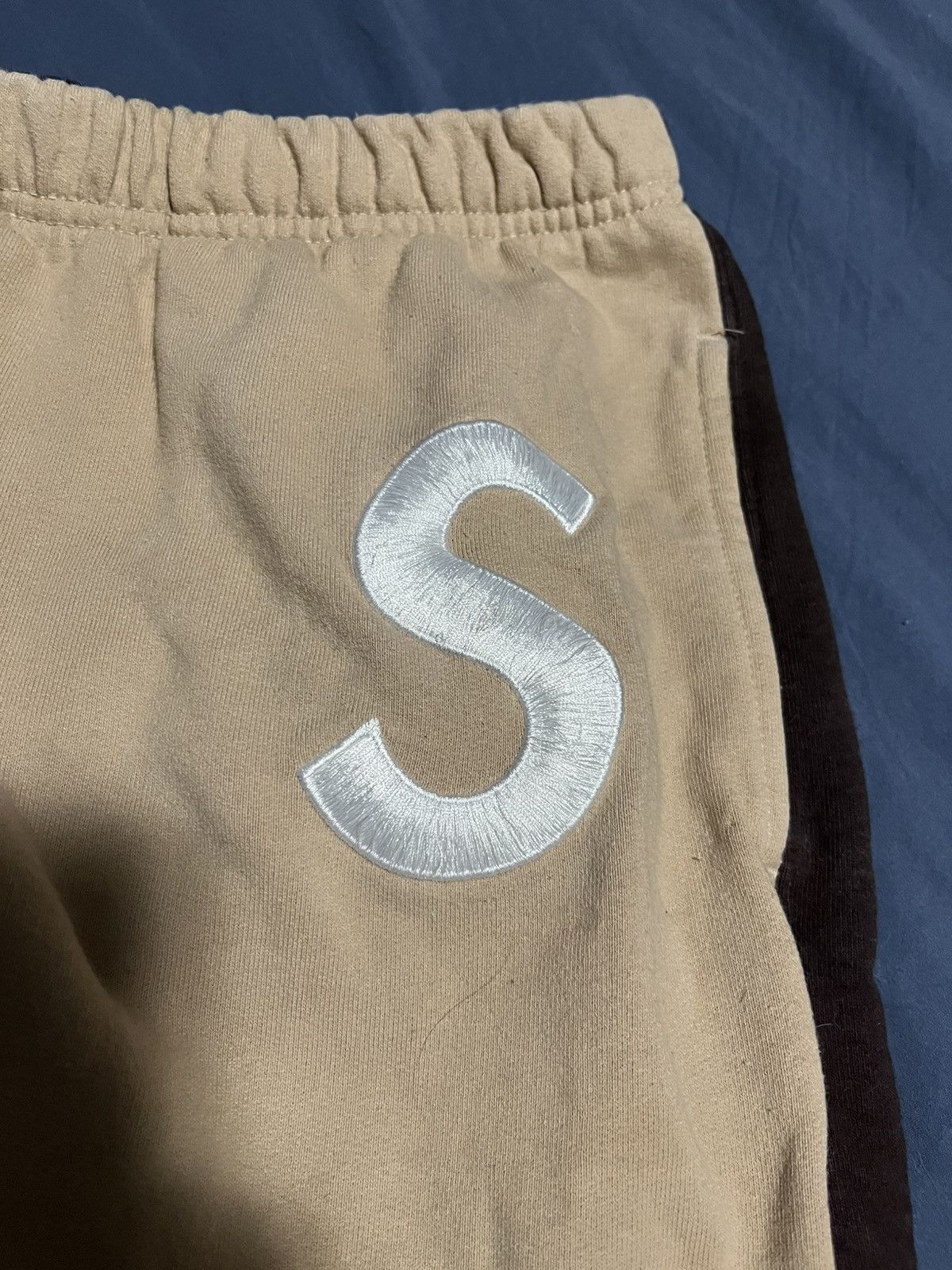 Supreme Supreme S Logo Split Color Sweatpants Size US 30 / EU 46 - 2 Thumbnail