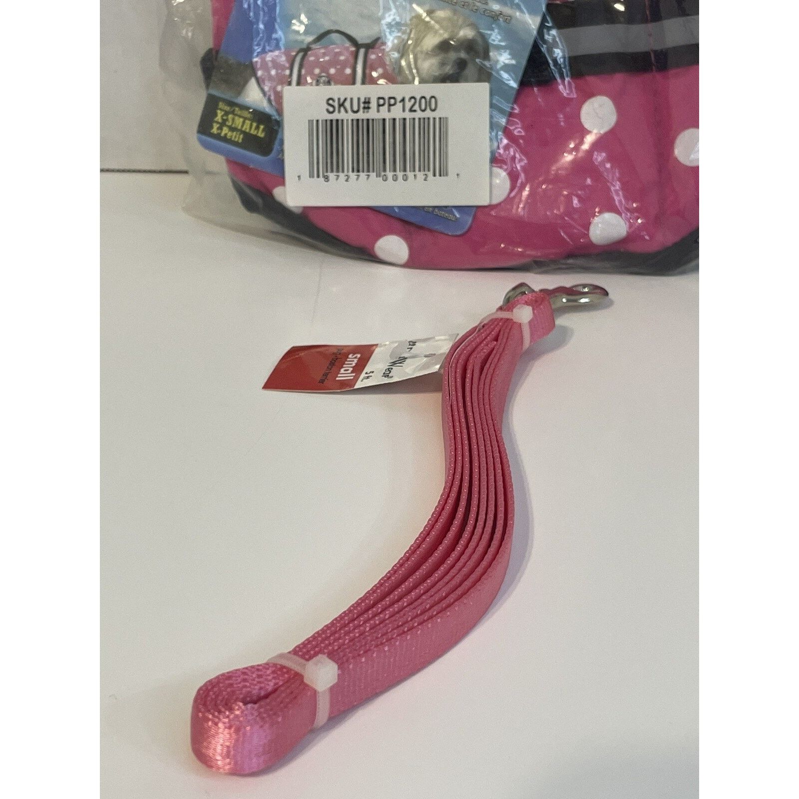 The Unbranded Brand Paws Aboard Dog Life Jacket XS & Matching 5ft Leash Small Size US S / EU 44-46 / 1 - 3 Thumbnail