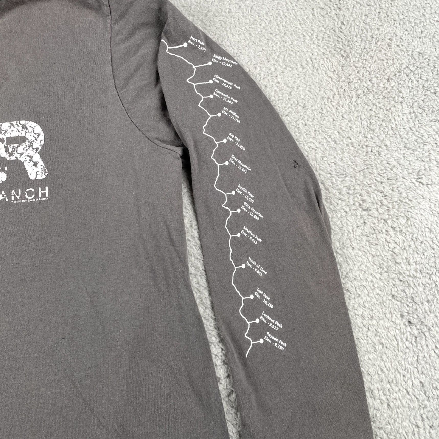 Gildan Philmont Scout Ranch Cimarron New Mexico Long Sleeve T-Shirt Shirt Mens Large Gray Cotton Crew Neck Size US L / EU 52-54 / 3 - 3 Thumbnail