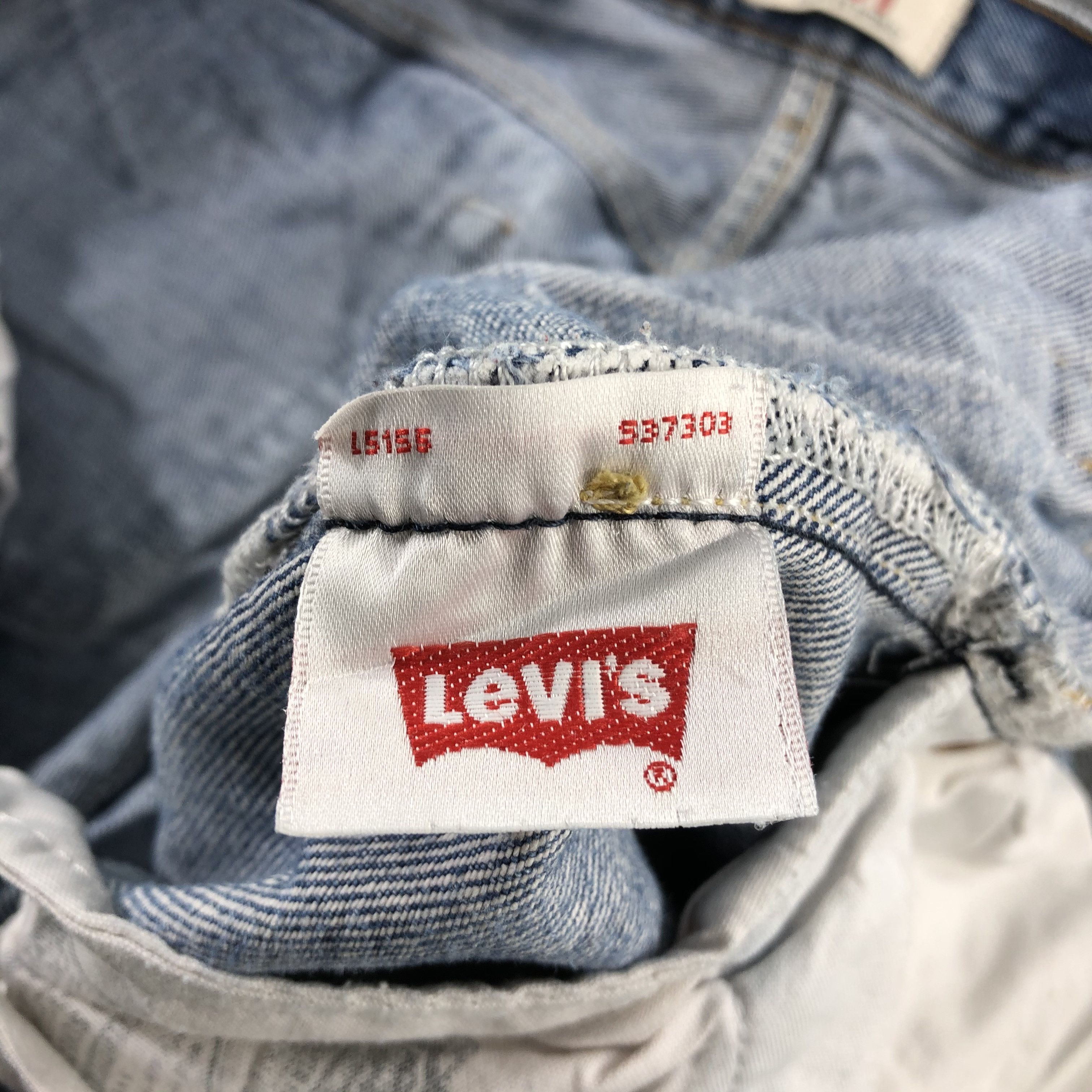 Levi's Vintage Blue Wash Levis 501 Jeans-J2594 Size US 39 - 13 Thumbnail