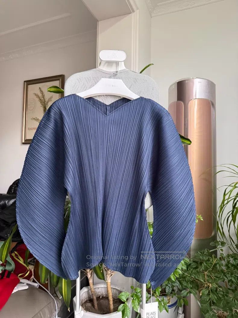Issey Miyake Issey Miyake Special-Shaped Top, Navy Blue Size XXL / US 16-18 / IT 52-54 - 1 Thumbnail