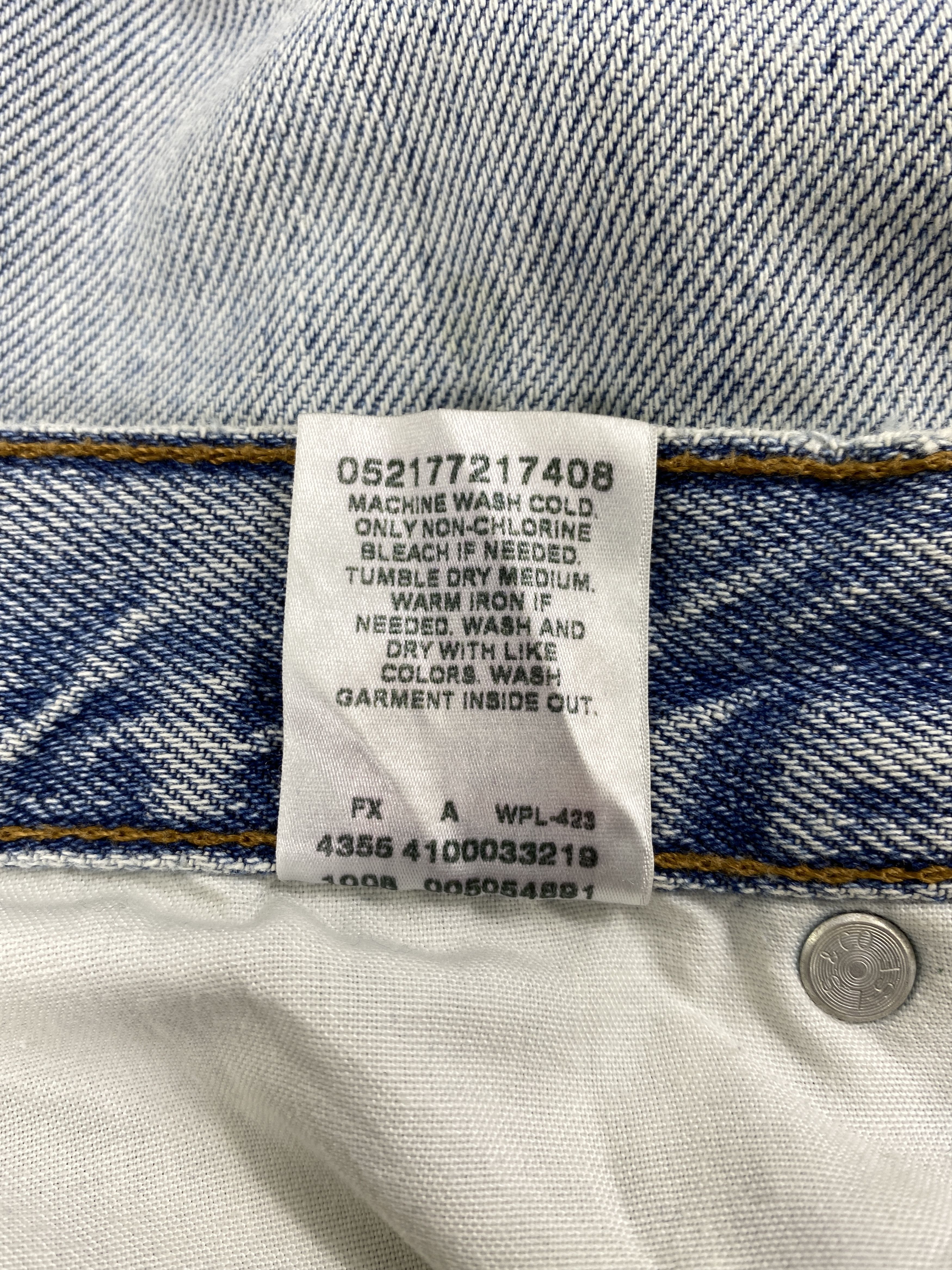 Levi's Light Blue Wash Vintage Levi's 505 35x31.5 Denim -JN1277 Size US 35 - 9 Thumbnail