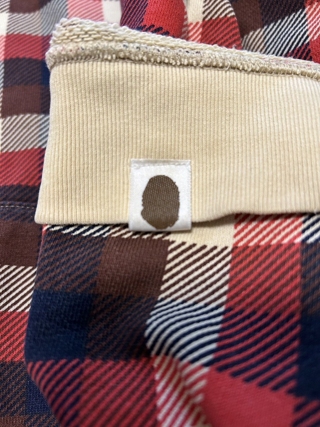 Bape OG Y2K Bape Red Plaid Full Zip Hoodie Size M Size US M / EU 48-50 / 2 - 5 Thumbnail