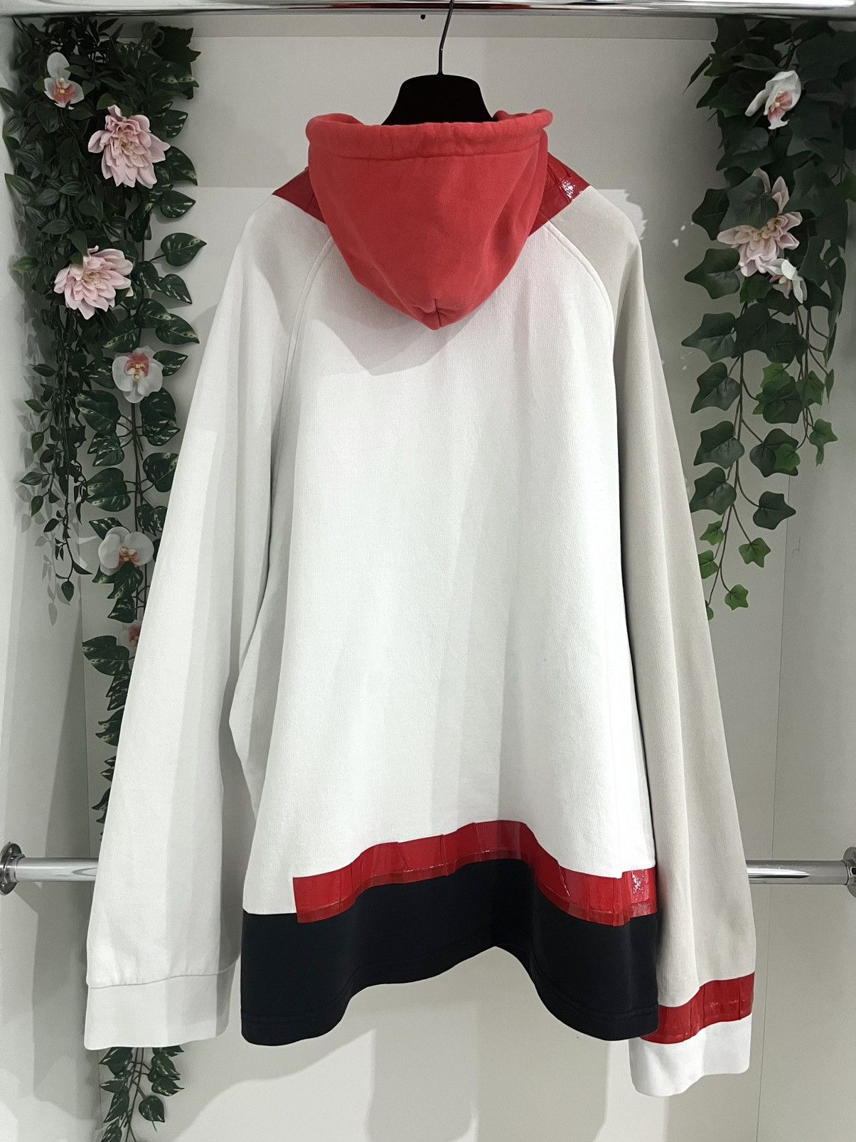 Raf Simons AW2017 Raf Simons Oversized Tape Hoodie Size US XXL / EU 58 / 5 - 2 Thumbnail