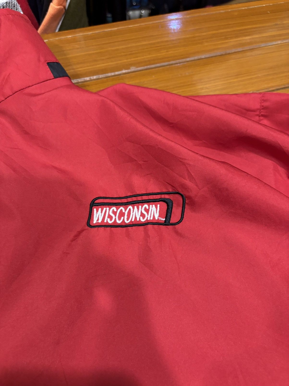 Starter Vintage Starter Wisconsin Badgers Windbreaker Jacket Size US XL / EU 56 / 4 - 5 Thumbnail