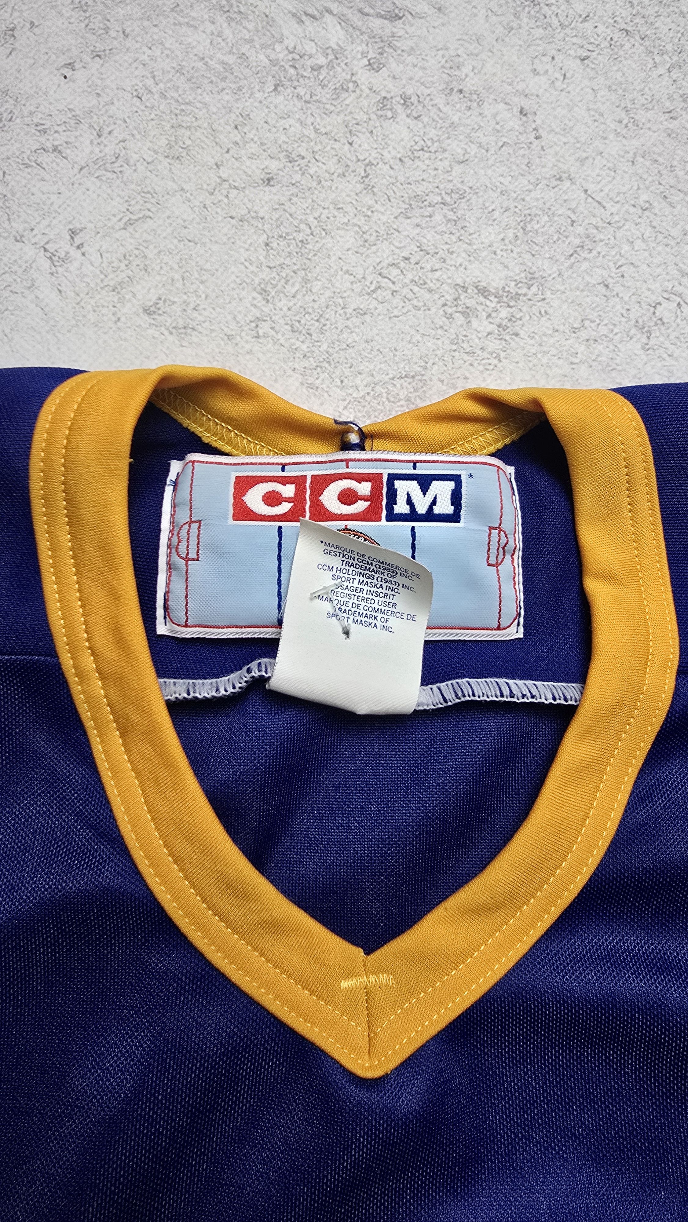 Ccm Vintage 90s NHL Buffalo Sabres CCM Blue Jersey Retro Logo Size US L / EU 52-54 / 3 - 23 Thumbnail