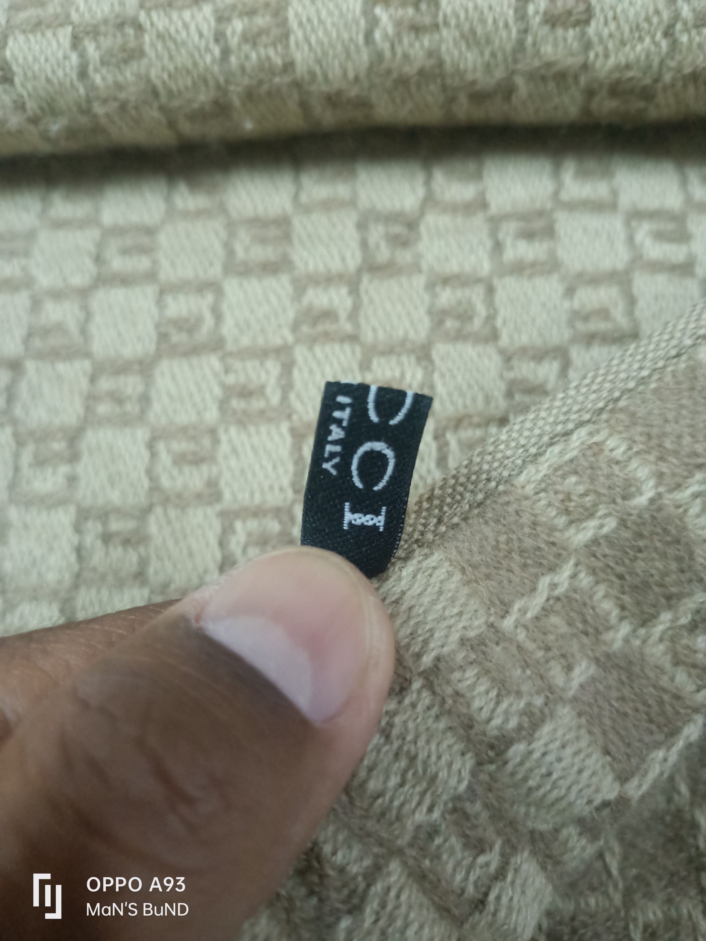 Gucci CACHECOL GUCCI/GUCCI USADO Size ONE SIZE - 4 Thumbnail
