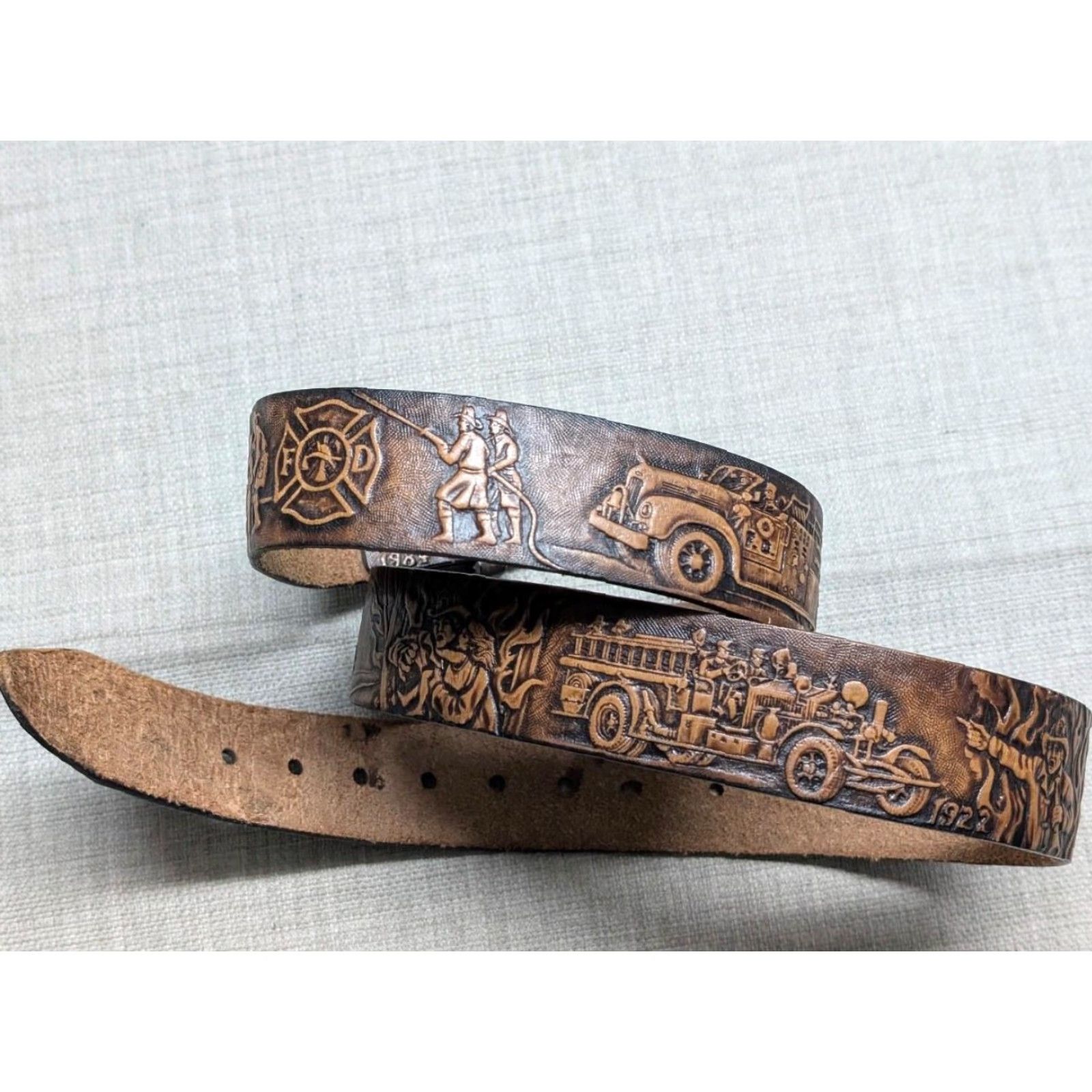 Vintage VINTAGE handcrafted USA made FIREFIGHTER leather Western belt 40 brown 1-1/2" belt Western Mens Fire Department pattern 40/42 decade Size 40 - 2 Thumbnail