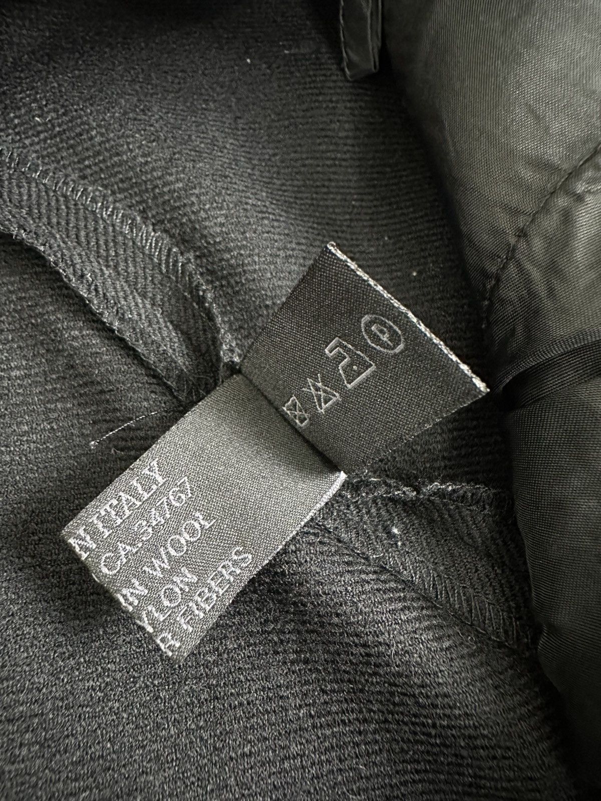 Prada Prada - Technical Wool Zipped Cuffs - Trouser Pants in Black Size 26" / US 2 / IT 38 - 13 Thumbnail