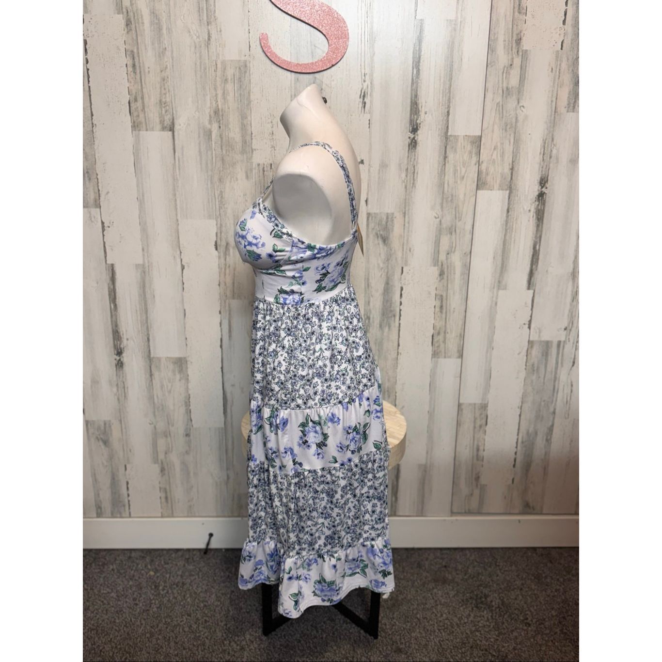 Almost Famous Almost Famous Blue Floral Tiered Midi Dress Women’s Small – Size S / US 4 / IT 40 - 4 Thumbnail
