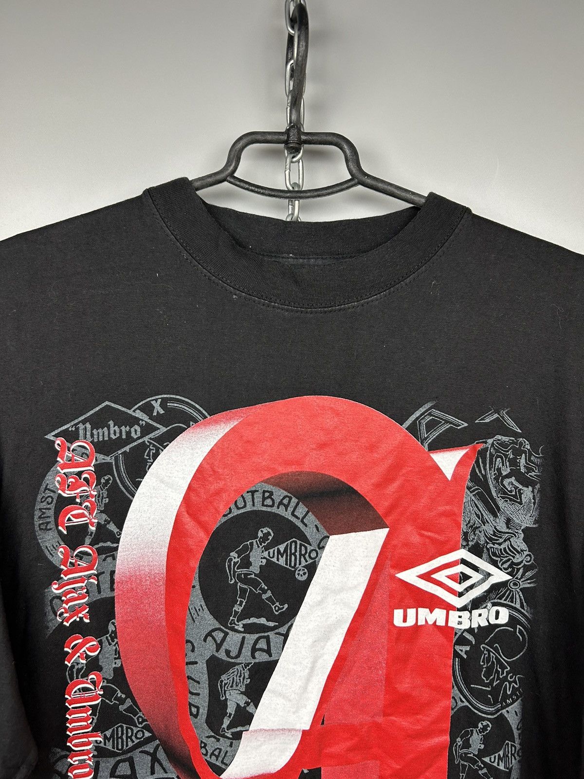 Umbro Vintage Umbro Ajax Jersey Cotton T shirt Size US M / EU 48-50 / 2 - 2 Thumbnail