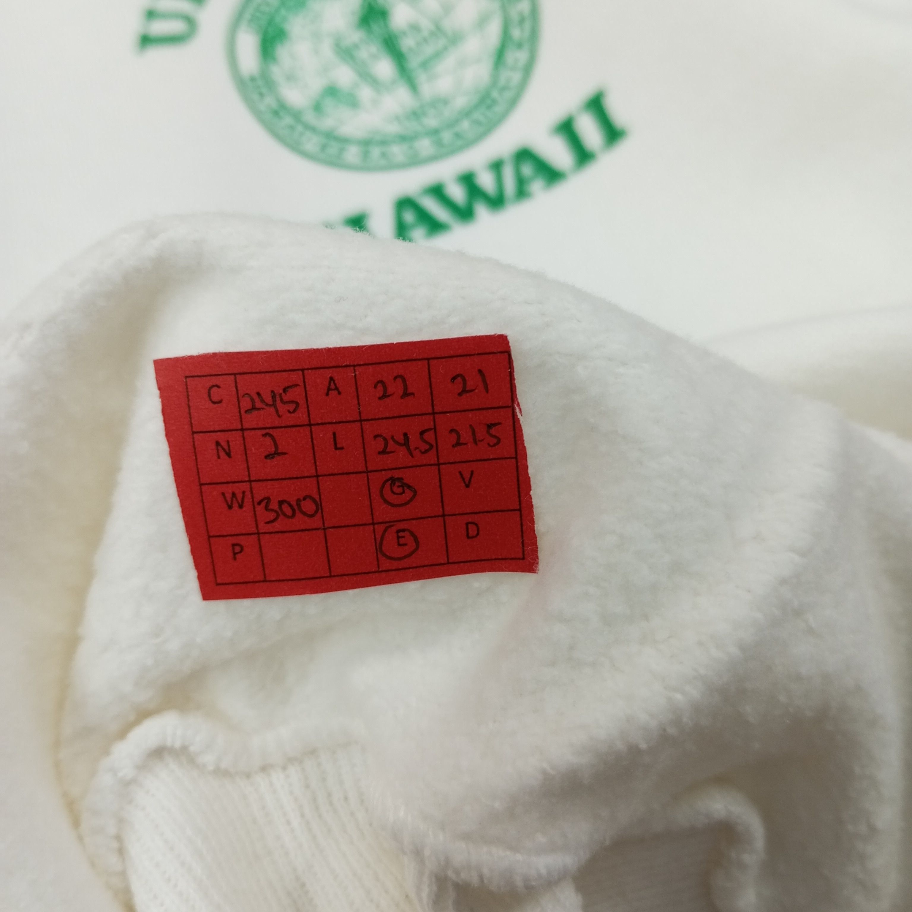 Vintage Vintage University Of Hawaii Logo Design Sweatshirt c245n2 Size US M / EU 48-50 / 2 - 8 Thumbnail