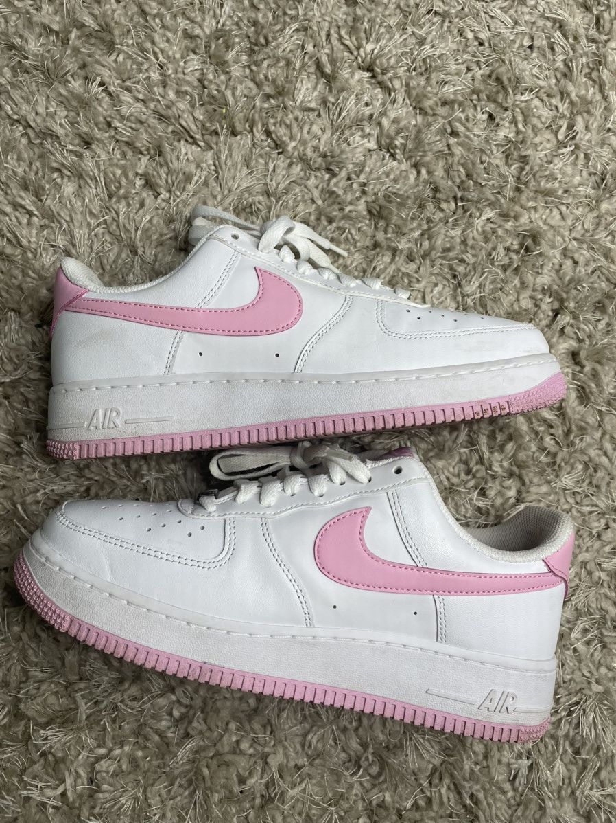 Nike Air Force 1 Bubblegum Size US 8.5 / EU 41-42 - 2 Thumbnail
