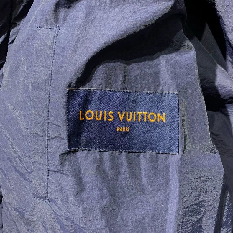 Louis Vuitton Louis Vuitton Dark blue embossed full logo cotton jacket 25 Size US M / EU 48-50 / 2 - 3 Thumbnail