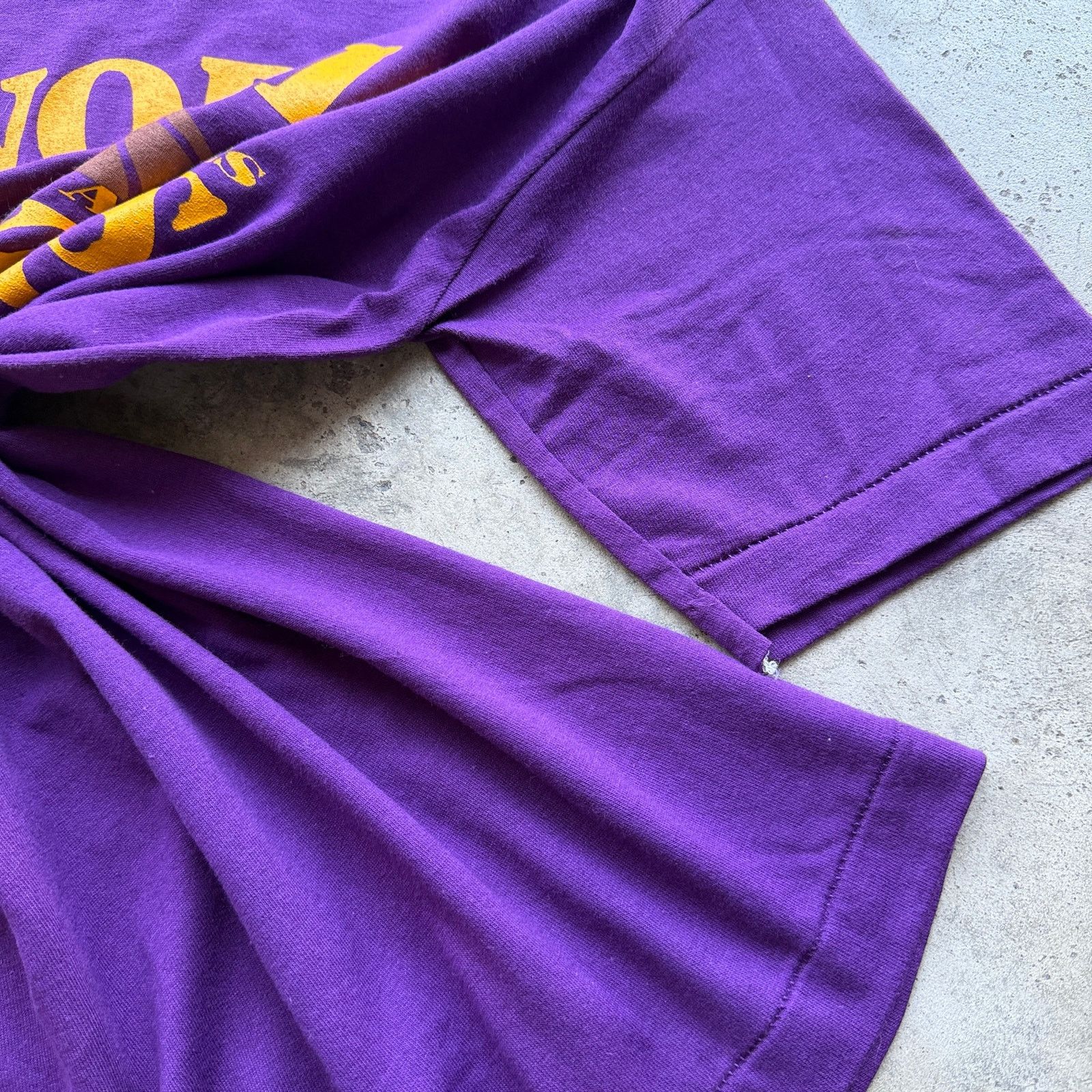 Jerzees Vintage 1985 Lakers World Champions Single Stitch Tee Medium Size US M / EU 48-50 / 2 - 4 Thumbnail