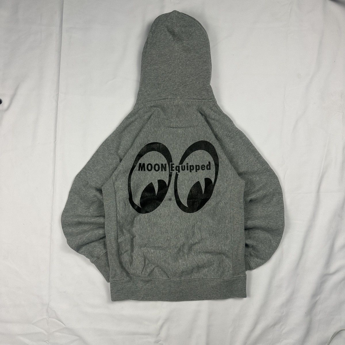 Other MOONEYES EQUIPPED HOODIE Size US S / EU 44-46 / 1 - 1 Thumbnail