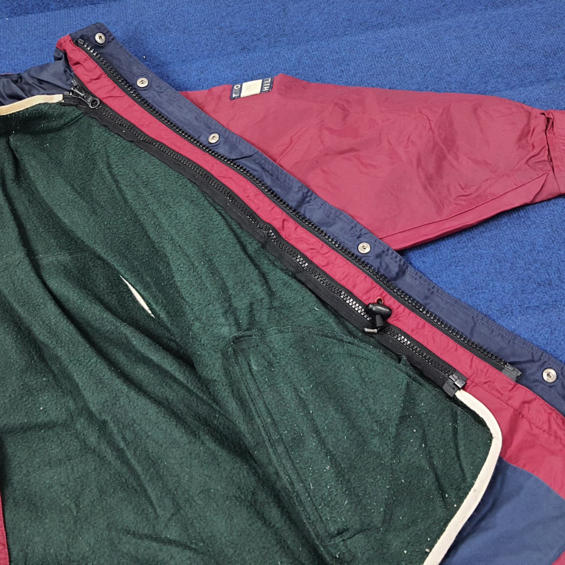 Tommy Hilfiger Vintage Tommy Hilfiger Jacket with Vests C254N11 Size US M / EU 48-50 / 2 - 8 Thumbnail