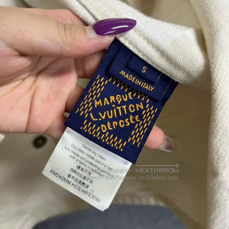 Louis Vuitton Louis Vuitton 24 Latest Beige Plaid Embroidered Single Bre Size US S / EU 44-46 / 1 - 3 Thumbnail