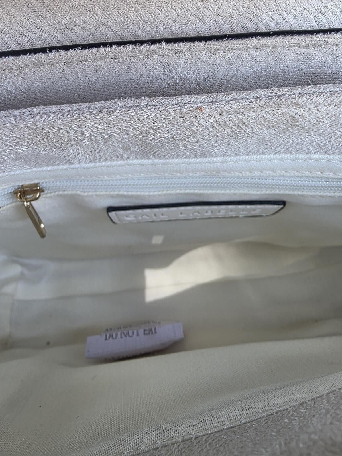 Other Vintage Gail Labelle White Stud Shoulder Bag Gold Chain NWOT Size ONE SIZE - 11 Thumbnail
