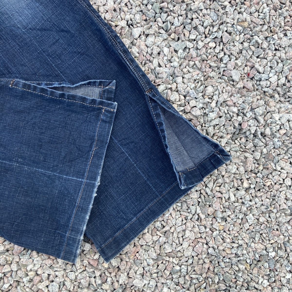 Marithe + Francois Girbaud DISTRESSED MARITHE FRANCOIS GIRBAUD BOOTCUT JEANS Size 27" / US 4 / IT 40 - 5 Thumbnail