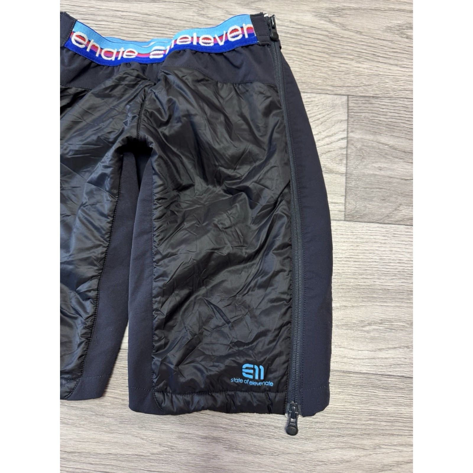 Zephyr VINTAGE Elevenate Zephyr Womens Ski Touring Shorts Black XS Womens Athletic Skiing Size 26" / US 2 / IT 38 - 7 Thumbnail