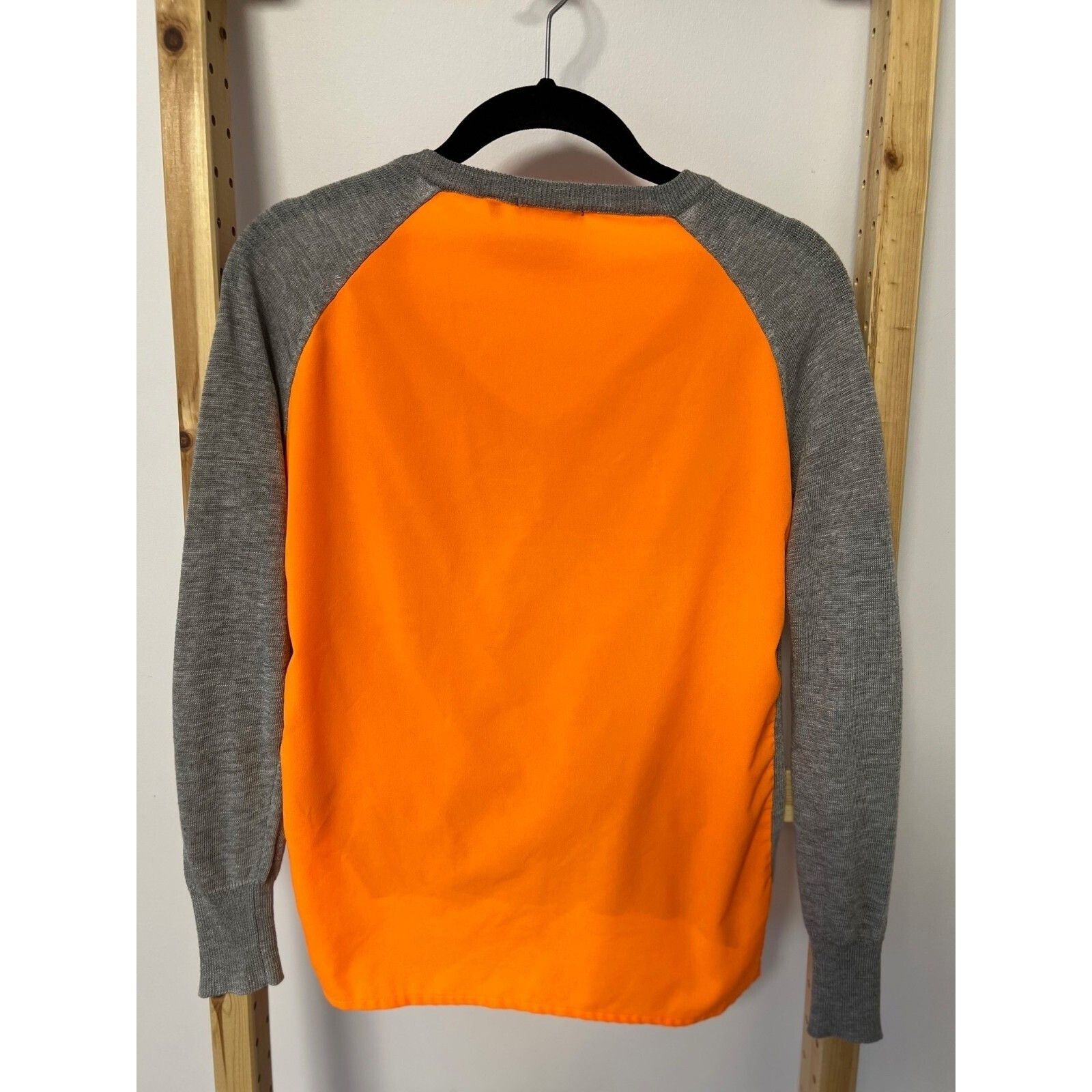 Other J&J V-Neck Knit Sweater Grey / Neon Orange ( XS ) Size XS / US 0-2 / IT 36-38 - 2 Thumbnail