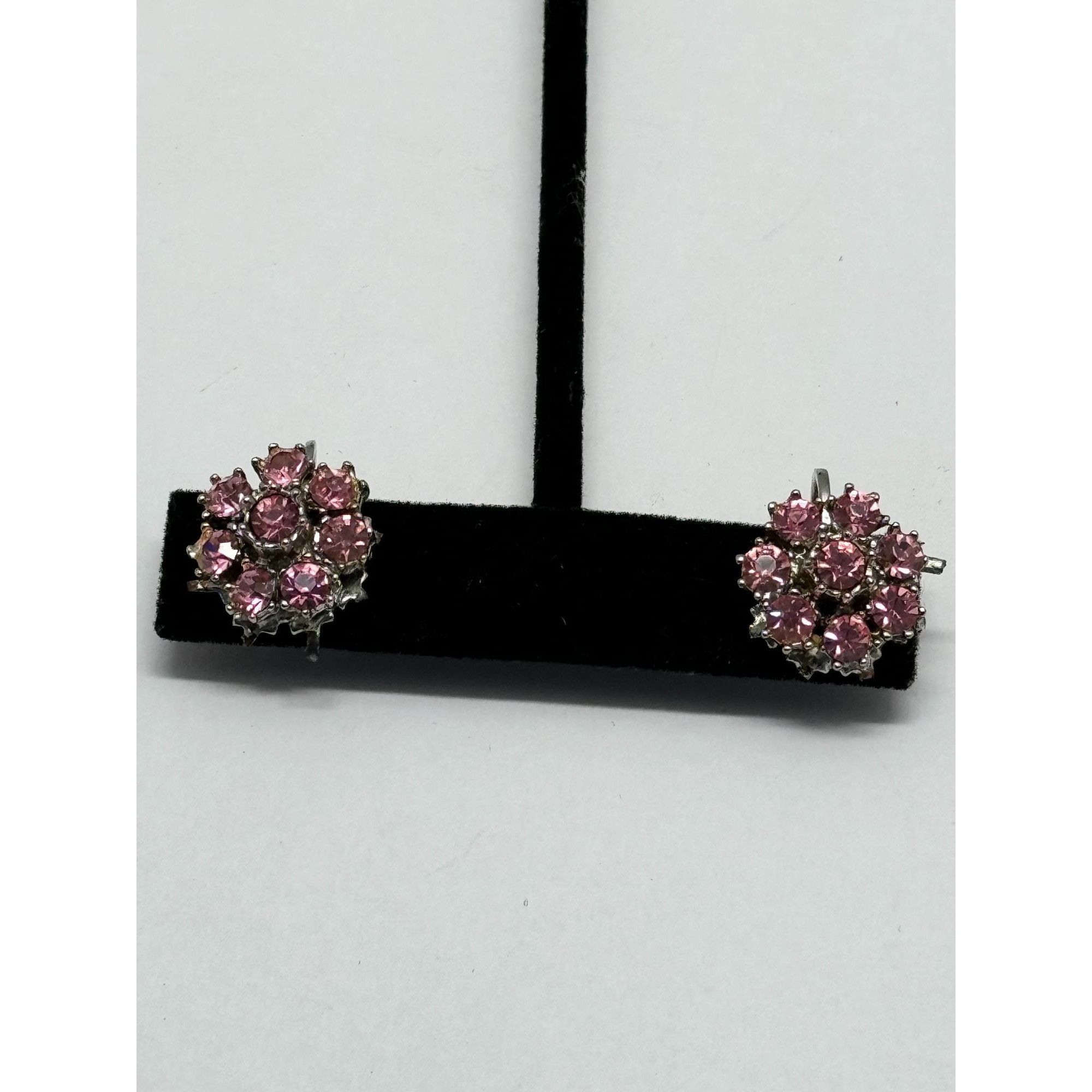 Vintage Vintage Coro pink flower earrings Size ONE SIZE - 3 Thumbnail