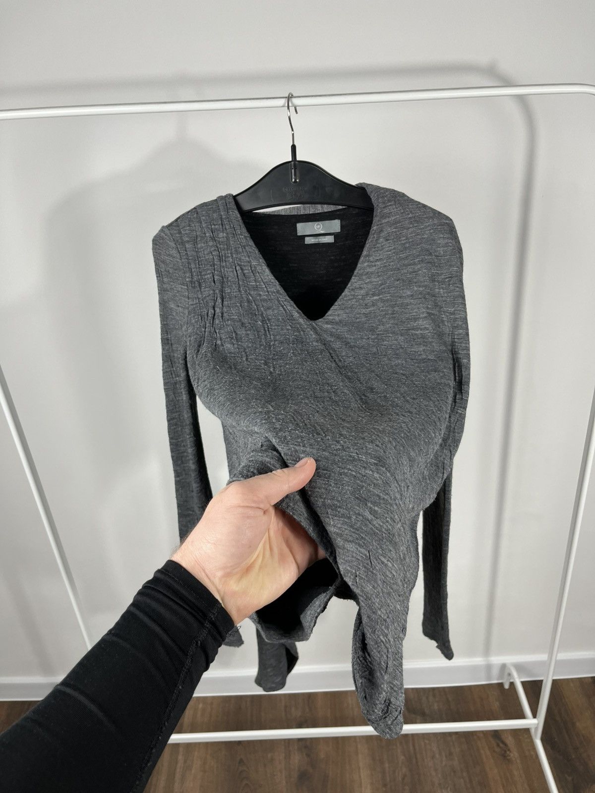 Alexander McQueen MCQ Alexander McQueen Asymmetrical Wrap Top Gray Size L / US 10 / IT 46 - 6 Thumbnail