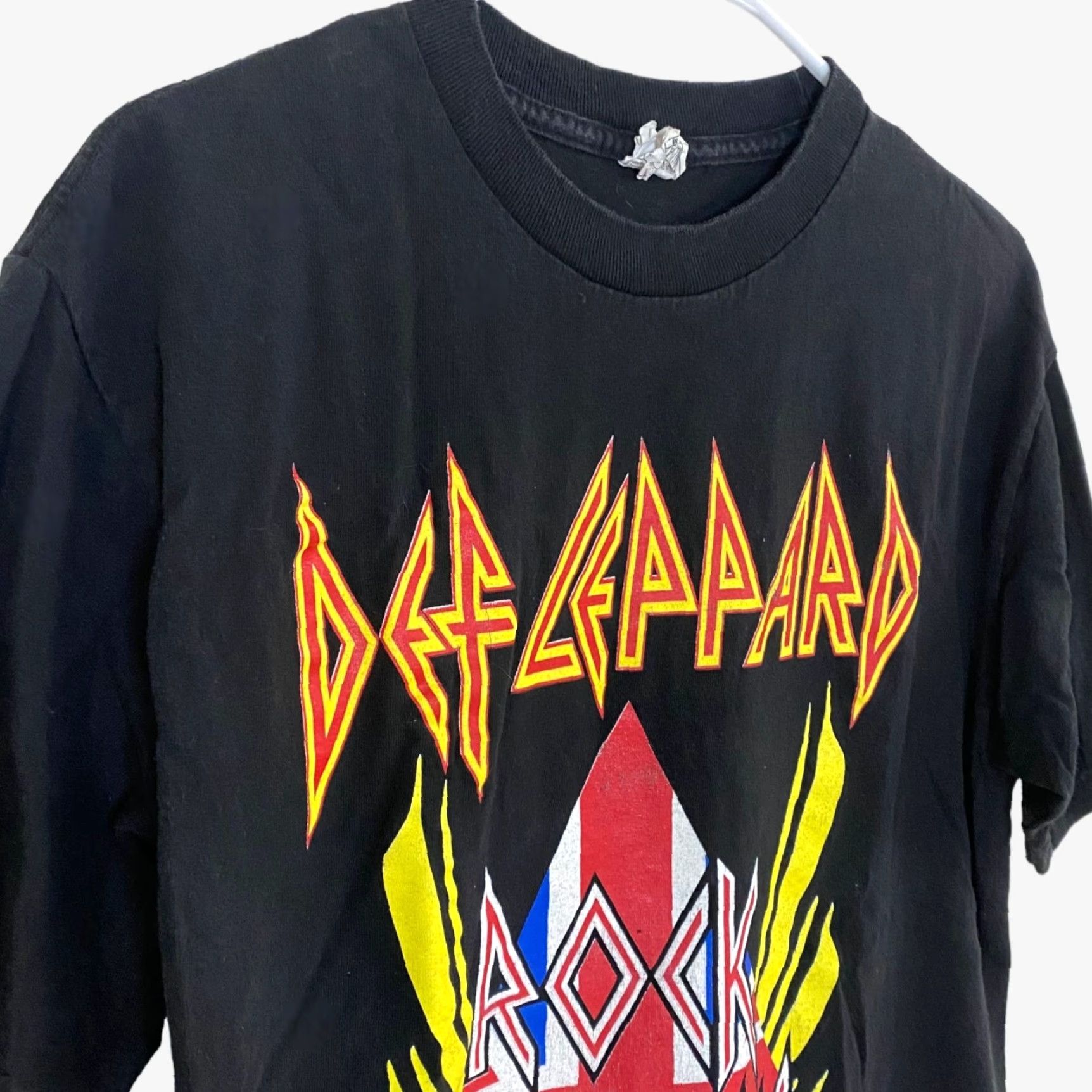 Vintage Def Leppard Poison 2012 Rock Of Ages Tour Concert T Shirt Black Mens Medium M Size US M / EU 48-50 / 2 - 5 Thumbnail