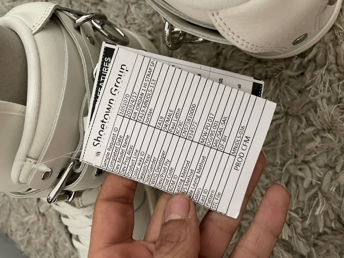 Comme des Garcons × Jordan Brand CDG x Jordan 1 High Sample Release Size US 9 / EU 42 - 11 Thumbnail
