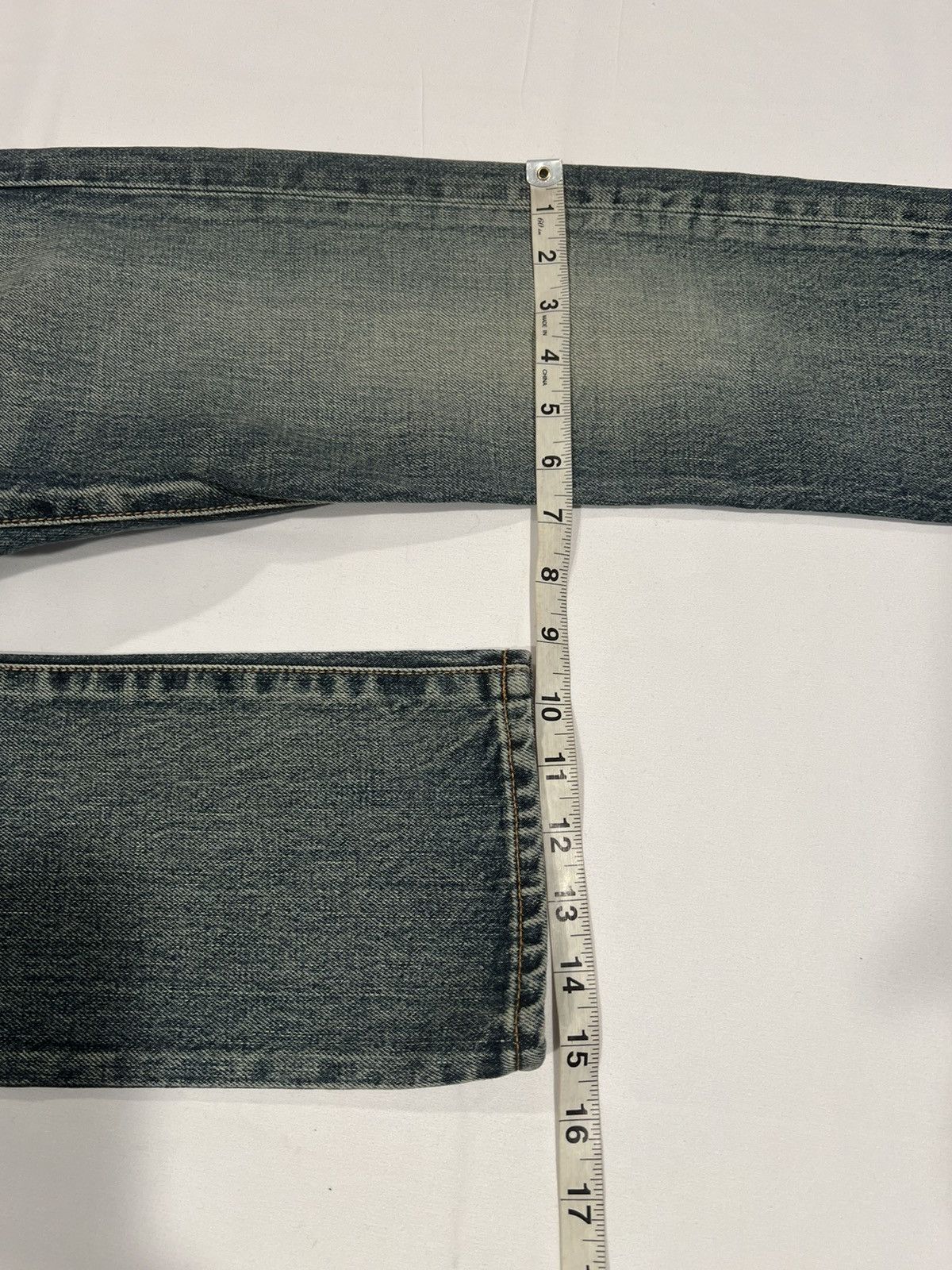 Saint Laurent Paris Saint Laurent men’s classic blue jeans. 26. $890 Size US 26 / EU 42 - 14 Thumbnail