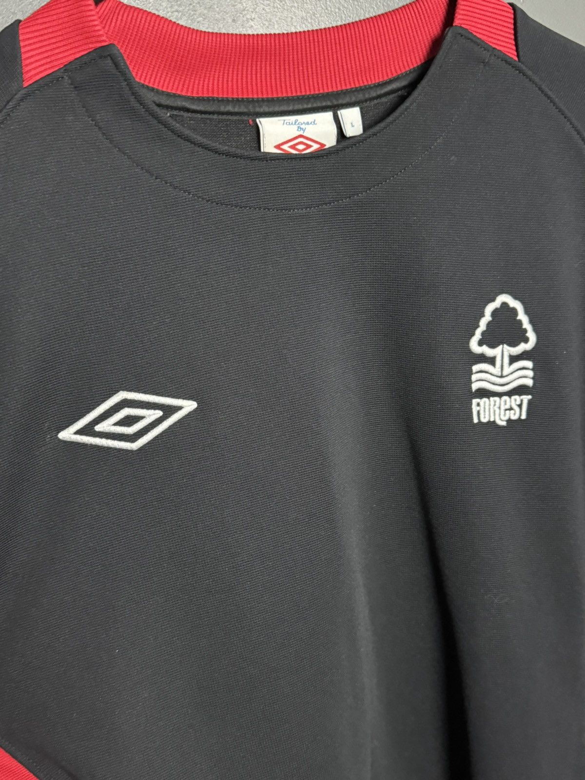 Umbro Nottingham Forest Training Football Sweatshirt Size US L / EU 52-54 / 3 - 3 Thumbnail