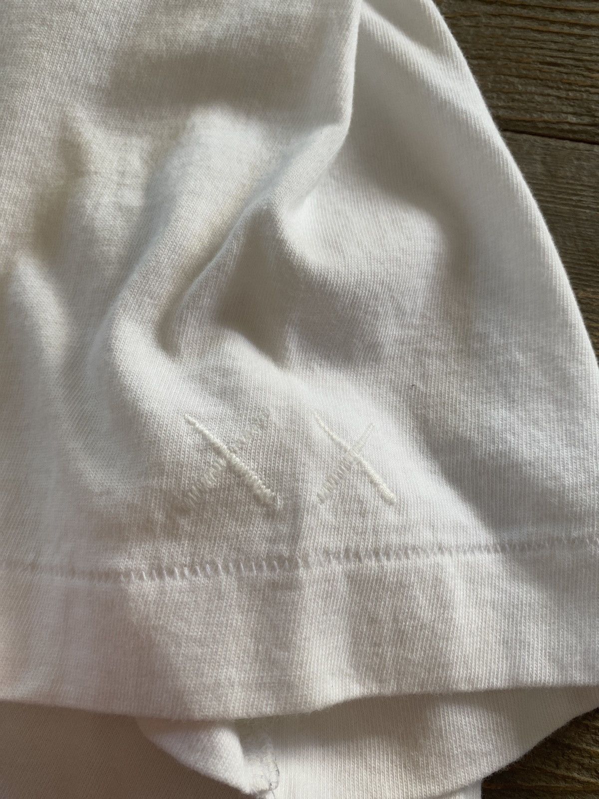 Kaws × Uniqlo Kaws T-Shirt Size US L / EU 52-54 / 3 - 4 Thumbnail
